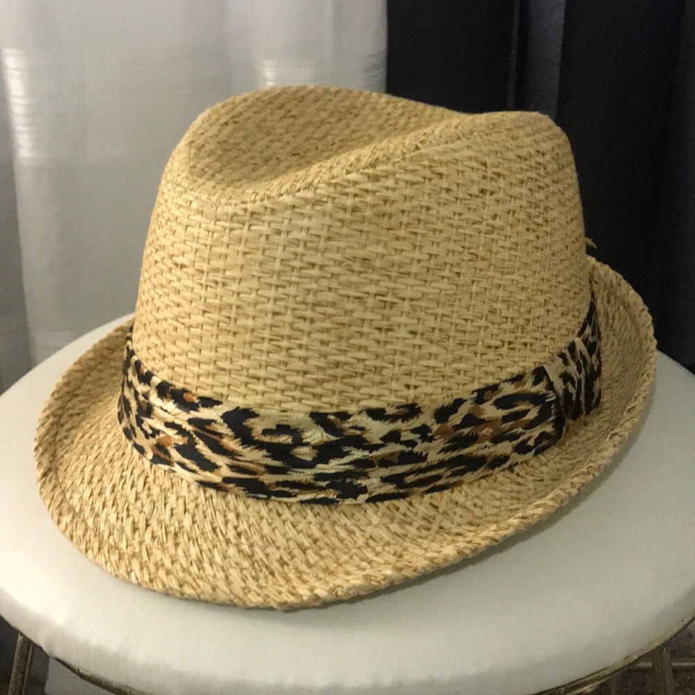 Straw fedora